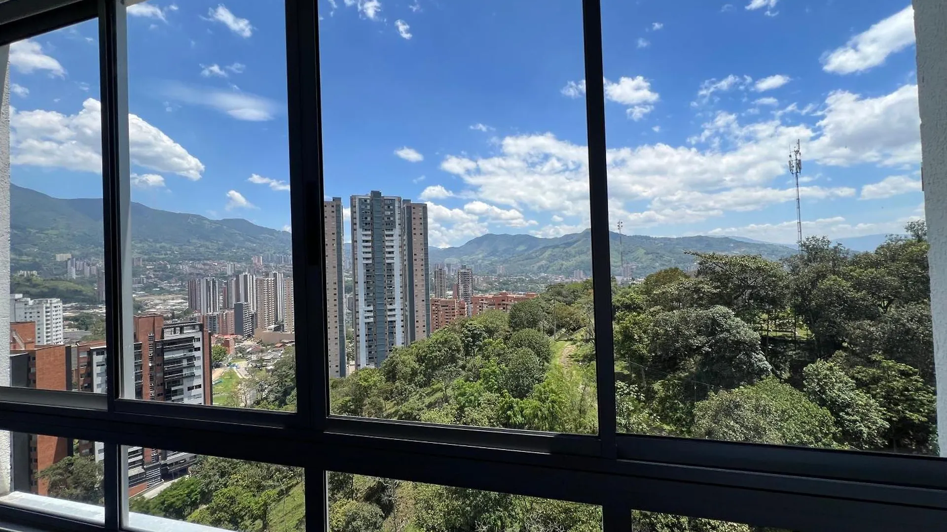 Apartamento Espectacular 3-4 Habitaciones Sabaneta Colombia